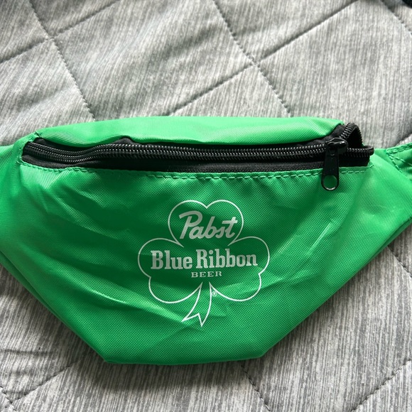 Pabst Blue Ribbon Shamrock Fanny Pack/Belt Bag - Picture 2 of 7